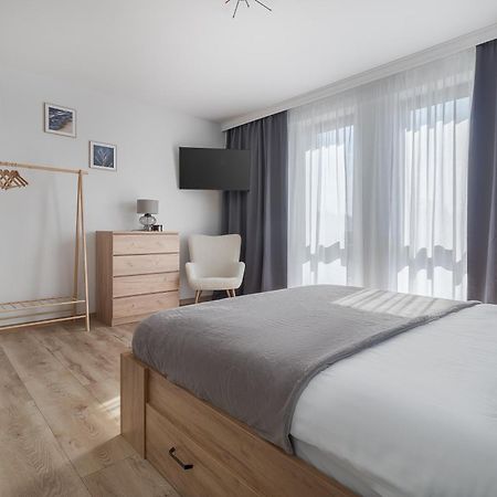 Prime Retreat Near Piata Unirii Apartment Oradea Ngoại thất bức ảnh