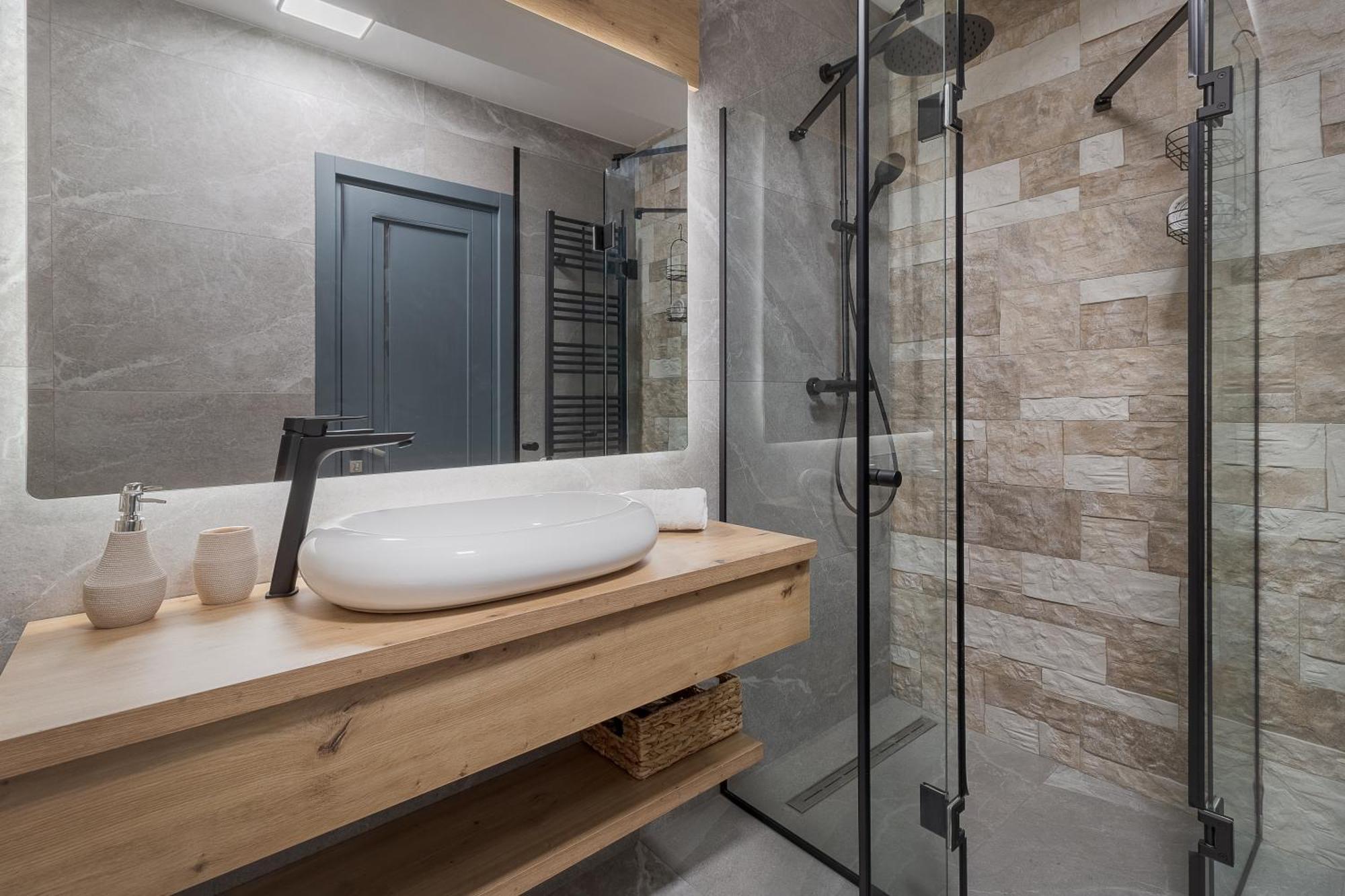Prime Retreat Near Piata Unirii Apartment Oradea Ngoại thất bức ảnh